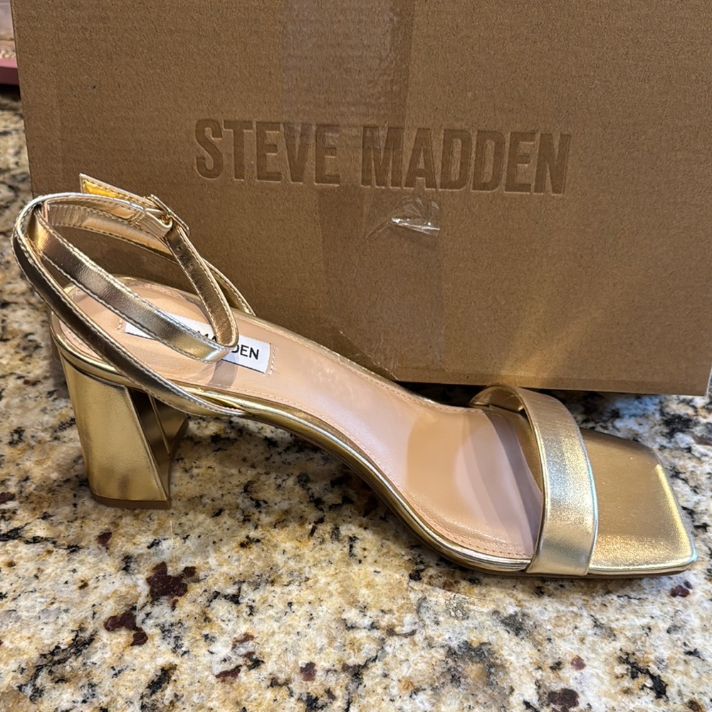 Steve Madden Gold Heels
